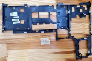 0CN2T6 Srednji okvir Dell Latitude 5490 - rabljeno