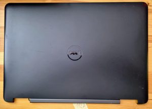 133D2 AP0WQ000G00 PRAVO DELL LCD ZADNJE POKROV E5440 P44G - rabljeno