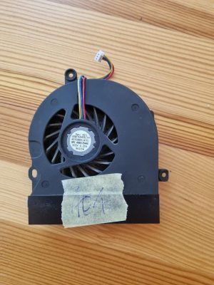 TOSHIBA SATELLITE L300 L3000D originalni ventilator za hlajenje procesorja V000120460 - rabljeno