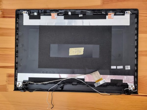 Lenovo G70-80 17,3" originalni LCD zadnji pokrov z okvirjem AP0U1000100 - rabljeno - Image 2