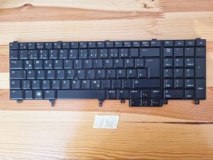Tipkovnica za prenosnike Dell Latitude E6520, E6530, E6540, E5520 in E5530 - rabljeno