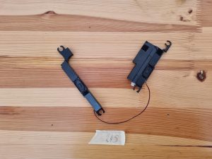 Prvotni SPS-749653-001 zvočniški komplet za prenosnik HP 15-r213 na Desni in levi - rabljeno