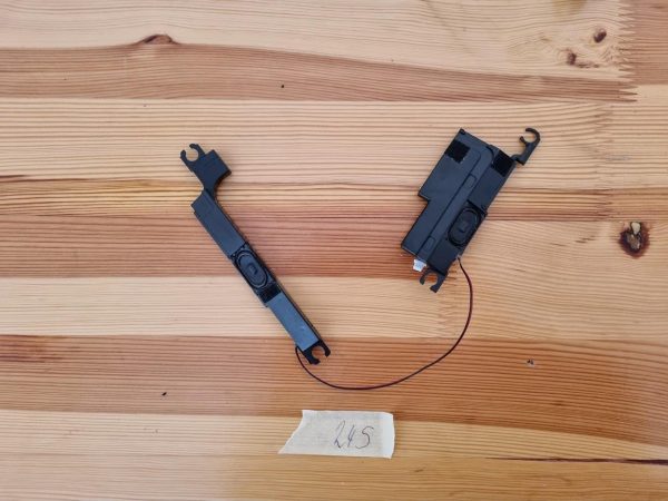 Prvotni SPS-749653-001 zvočniški komplet za prenosnik HP 15-r213 na Desni in levi - rabljeno