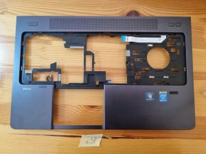HP Zbook 15" Palmrest SPS: 734281-001 - rabljeno