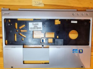 HP EliteBook 8560p prenosni računalnik zgornji/spodnji ohišji 641208-001/641182-001 - rabljeno
