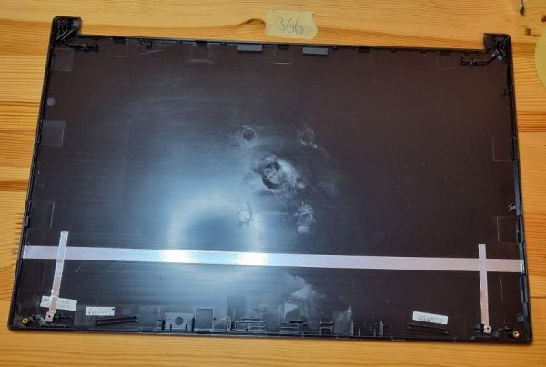 Zadnji pokrov LCD zaslona Fujitsu Lifebook E544 - rabljeno - Image 2