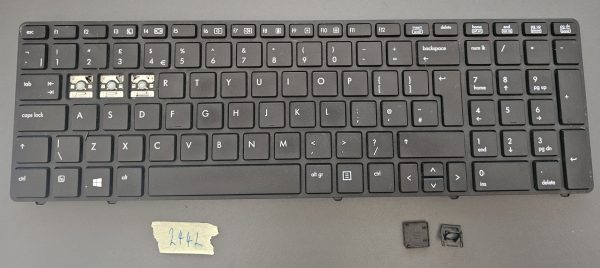 FOXCONN ZAMENJALNA TIPKOVNICA [641180-001] za HP ProBook 550 | 10MG00-515-G11080301SM | Posamezna tipka | UK postavitev - rabljeno