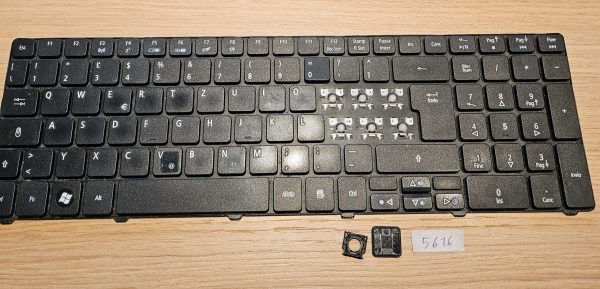 Zamenjava tipk na Acer tipkovnici - črna (9Z.N1H82.C0E, PK130C92A12) - rabljeno