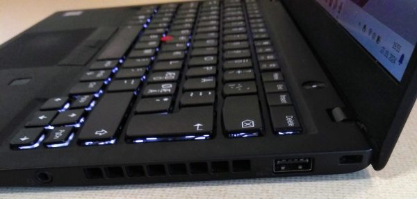 Lenovo ThinkPad X1 Carbon Gen 8 - Intel Core i5, 16GB RAM, 240GB NVMe SSD, 14'' FHD Touch zaslon, Windows 11 Pro, Rabljen - Image 2