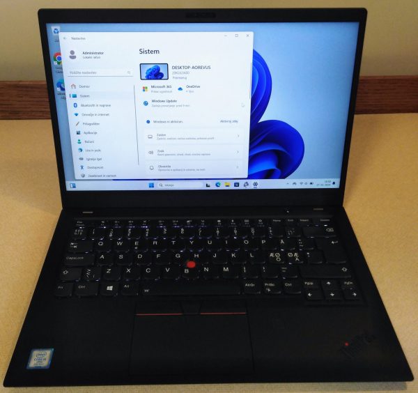 Lenovo ThinkPad X1 Carbon Gen 8 - Intel Core i5, 16GB RAM, 240GB NVMe SSD, 14'' FHD Touch zaslon, Windows 11 Pro, Rabljen