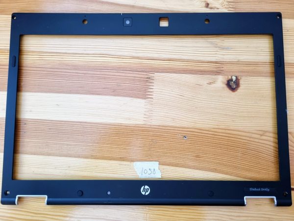 594036-001 AP07D000300 PRAVO LCD POKROV ZA HP ELITEBOOK 8440P - rabljeno