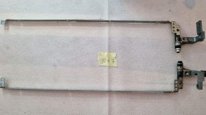 733634-001 AM0TK000300 AM0TK000400 ORIGINAL HP HINGE KIT LARGE ZBOOK 17 - rabljeno