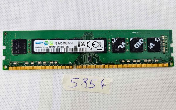 8GB 2Rx8 PC3-12800U DDR3 1600MHz namizni RAM – Ne-ECC nebuforiran spominski modul - rabljeno