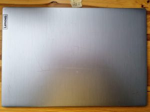 AP1JV000290 PRAVO LENOVO ZADNJE POKROV IDEAPAD 3 15IIL05 - rabljeno