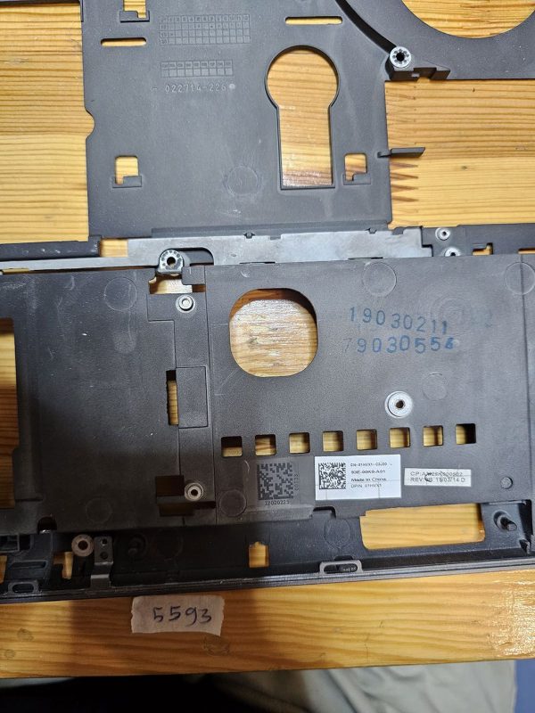 01HVX1 1HVX1 Notranji okvir za Dell Precision 7730 - Originalni nadomestni del - rabljeno - Image 2