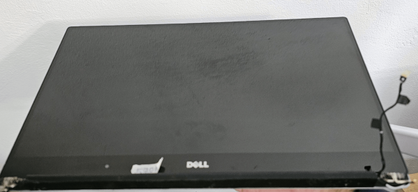 Pristen Dell XPS 15 9550 delujoč zaslon na dotik + zgornji pokrov prenosnika | OEM nadomestni pokrov | zgornji del - rabljeno - Image 2