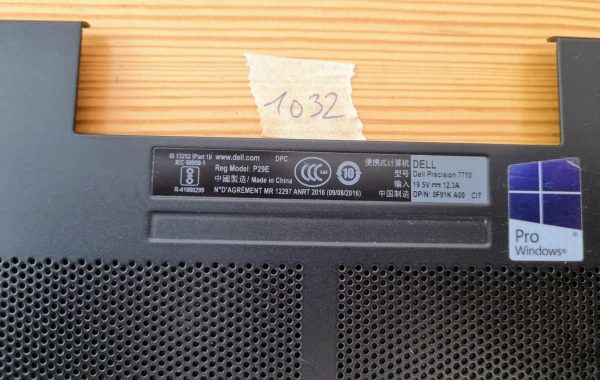 Dell Original Precision 7710 Spodnja dostopna plošča vrata črna 73JTC 073JTC - rabljeno - Image 2