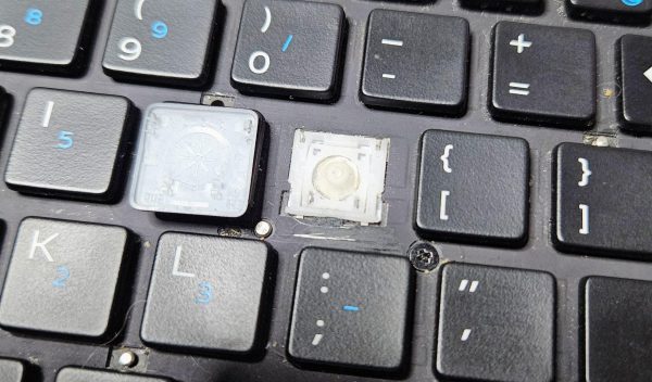 Posamezne tipke za tipkovnico DELL Latitude 7280 7380 7290 7389 7390 US tipkovnica 00NPN8 0NPN8 (OSVETLJENE) - rabljeno - Image 2