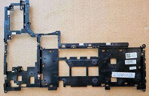 Osnovni okvir spodnjega dela prenosnika Dell Latitude 5480 CN2T6 0CN2T6 CN-0CN2T6 - rabljeno