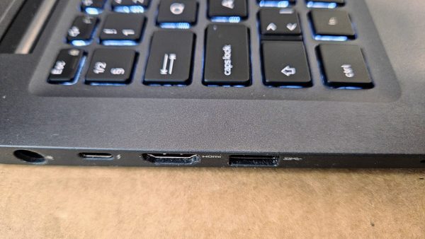 Dell Latitude 7400 FHD 14" - i5-8365U, 8GB RAM, 240GB NVMe SSD, Rabljen - Odlično ohranjen - Image 5
