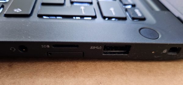 Dell Latitude 7400 FHD 14" - i5-8365U, 8GB RAM, 240GB NVMe SSD, Rabljen - Odlično ohranjen - Image 6