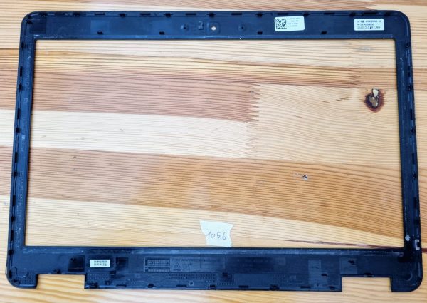 Dell Latitude E5440 prenosni računalnik LCD sprednji okvir črn GKYW6 - rabljeno - Image 2
