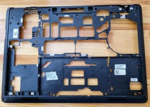 Ohišje spodnjega dela šasije prenosnika Dell Latitude E5450 N5W8M 0N5W8M CN-0N5W8M - rabljeno