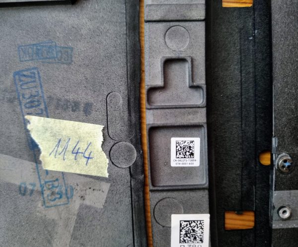 Dell Latitude E6410 spodnji pokrov osnove N11DD 0N11DD CN-0N11DD - rabljeno - Image 3