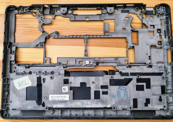 Dell Latitude E7250 prenosni računalnik spodnji pokrov osnove 5JK6H 05JK6H CN-05JK6H - rabljeno - Image 2
