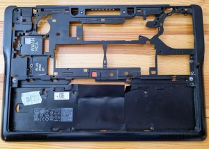 Dell Latitude E7250 prenosni računalnik spodnji pokrov osnove 5JK6H 05JK6H CN-05JK6H - rabljeno