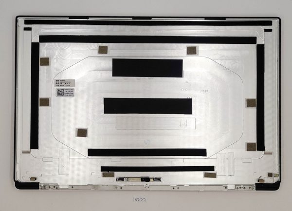 Dell Precision 5530 zgornji del ohišja 0M7JT3 – Originalna zamenjava za prenosni računalnik - rabljeno - Image 2