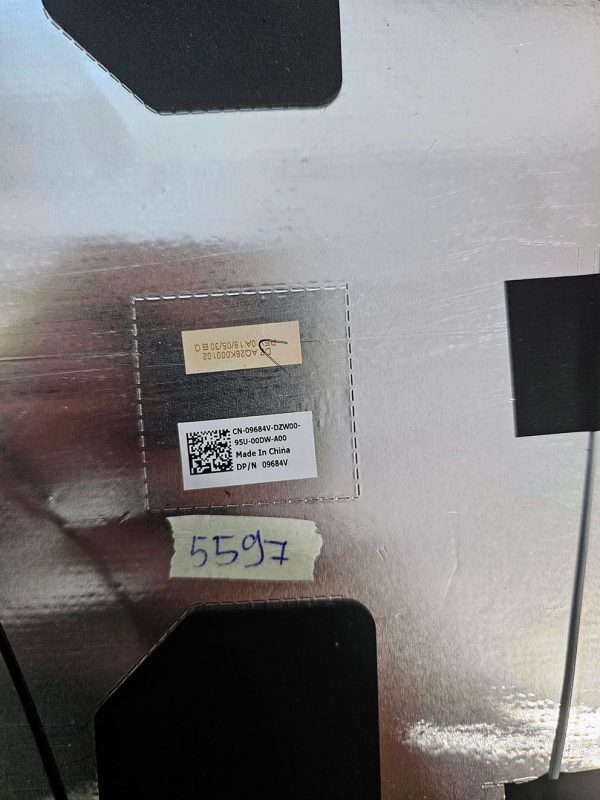 Dell Precision 7730 zgornji pokrov CN-09684V + kamera + LCD kabel - rabljeno - Image 2