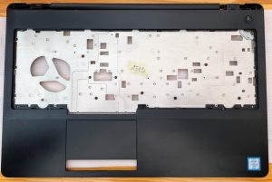 ZA DELL Latitude E5570 M3510 C-shell Ohišje za dlančnik A151N5 A151N6 - rabljeno