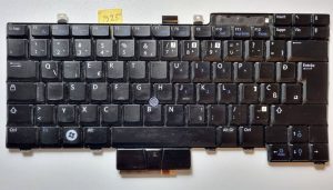 Francoska tipkovnica Dell Latitude E5500 C008 0RX208 Originalna - rabljeno