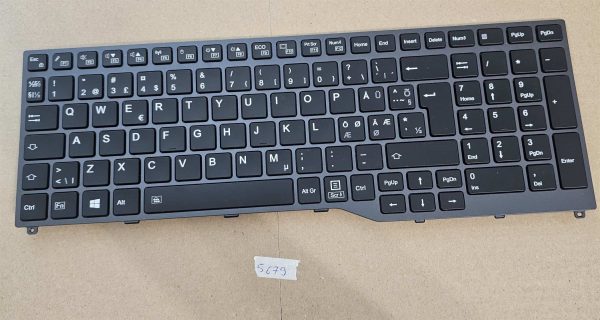 Fujitsu E559 tipkovnica z osvetlitvijo CP724644-05 – nordijska postavitev - rabljeno
