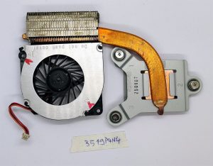 Fujitsu Lifebook E544 E734 E733 E744 E754 hladilnik + ventilator + nosilec matične plošče CP637072-XX - rabljeno