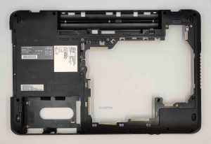 Fujitsu Lifebook A531 Spodnji pokrov – Originalna nadomestna del. - rabljeno