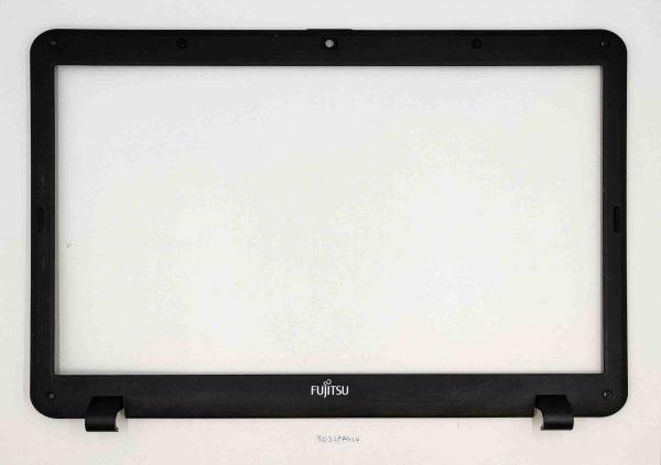 Fujitsu Lifebook A531 LCD okvir pokrov – Rezervni del za popravilo prenosnika - rabljeno
