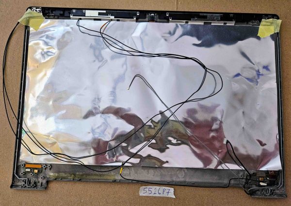 Zadnji pokrov LCD zaslona Fujitsu Lifebook E745 s kamero - Rezervni del - rabljeno - Image 2