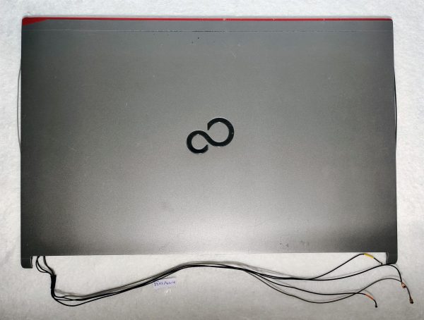 Zadnji pokrov LCD zaslona za Fujitsu Lifebook E754 - rezervni del - rabljeno