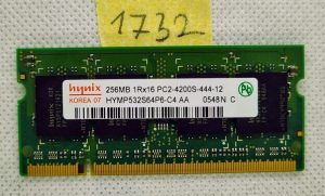 256MB HYMP532S64PC-C4 PC2-4200S-444-12 DDR2-533MHz 200-Pin SODIMM prenosniški pomnilnik - rabljeno