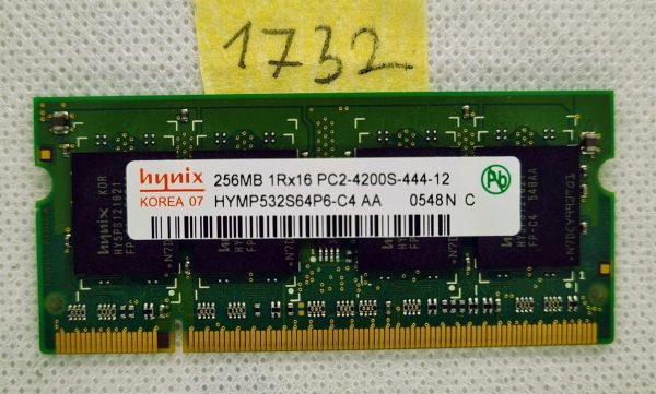256MB HYMP532S64PC-C4 PC2-4200S-444-12 DDR2-533MHz 200-Pin SODIMM prenosniški pomnilnik - rabljeno