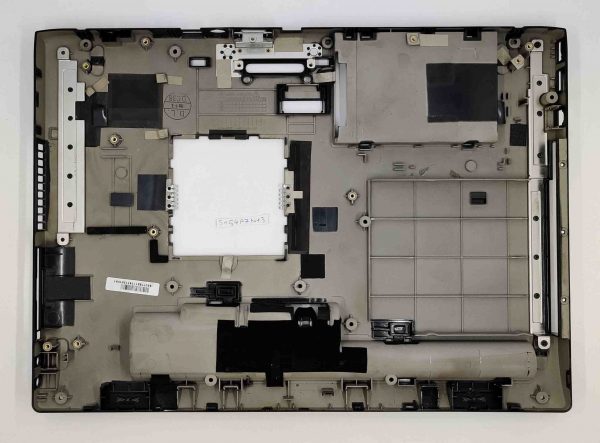 Fujitsu Siemens Esprimo D9500 Spodnji pokrov L0O0177MBD4O – Originalni del - rabljeno - Image 2