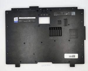 Prvotna zamenjava spodnjega pokrova za Dell Latitude 14 Rugged Extreme 7414 - rabljeno