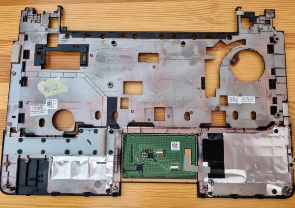 Dell Latitude E5440 OEM prenosni računalnik Palmrest z dotikovno ploščico A137LB CN-A137LB - Pristen - rabljeno - Image 2