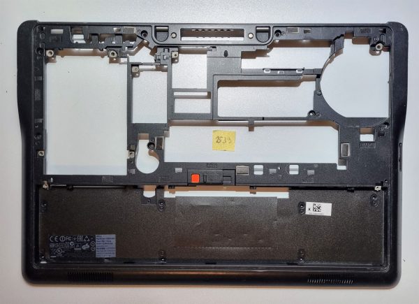 Pristna spodnja zaščita ohišja za Dell Latitude E7440, sestava 0YGJ08. - rabljeno