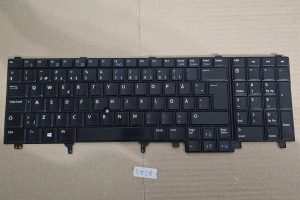 Prvovrstna tipkovnica Dell Precision M4800 PK130VI2B19 CN-031CWT | Nordijska postavitev - rabljeno