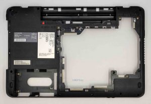 Pristna spodnja ohišje glavne plošče Fujitsu LifeBook AH531 CP518111-01 - rabljeno