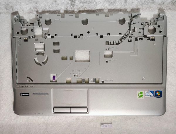 Prvovrstni pokrov za palmrest in touchpad za Fujitsu Lifebook A531 CP515931-01, računalniški deli. - rabljeno