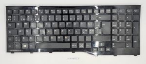 Izvirna tipkovnica Fujitsu Lifebook AH552, nordijska postavitev CP581752-01, računalniški deli. - rabljeno